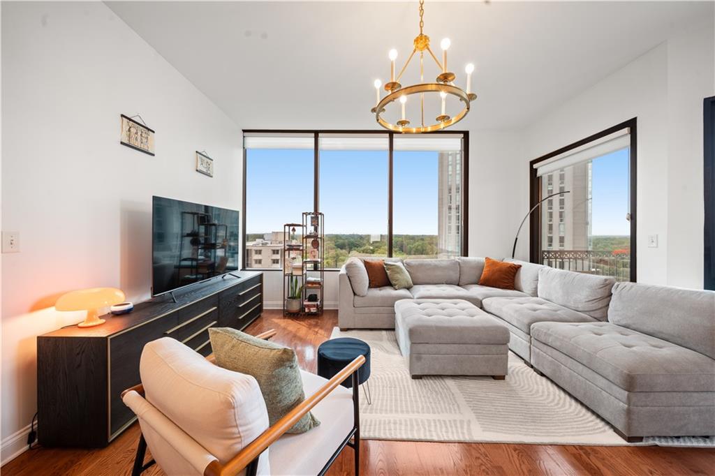 2828 Peachtree Road NW 1204