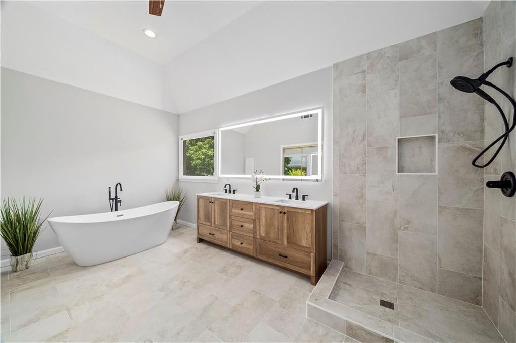 1150 Timberline Place