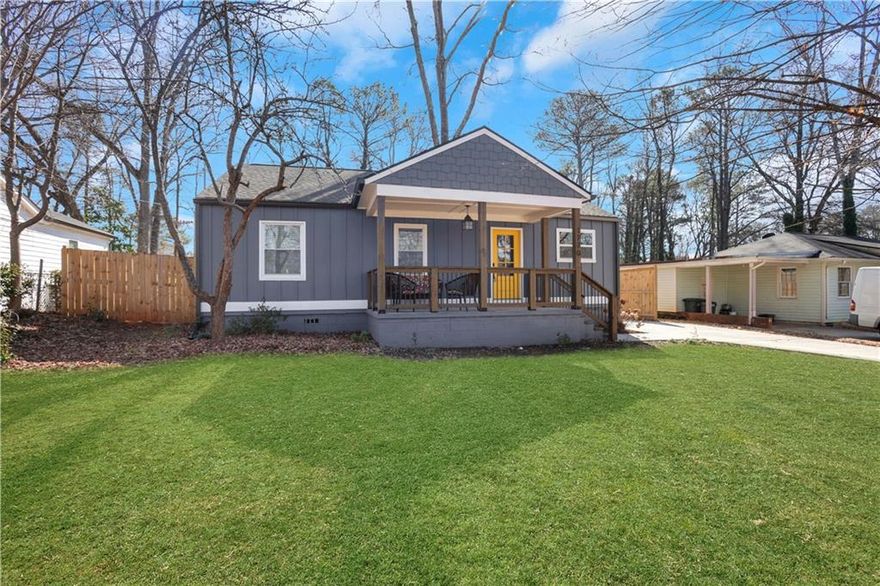 Charming fully renovated bungalow in fantastic location, just minutes from interstate access,

downtown Marietta, and all that Cobb county has to offer! Front door opens to spacious open

concept living- shiplapped walls, new hardwood floors throughout, and bright and light with a ton

of natural light. A large kitchen with bar seating, stainless steel appliances, and oversized

farmhouse sink. Primary suite offers oversized closet space, his and her vanity, large walk in

closet, and easy access to the private and tranquil backyard. New back deck and fenced in yard

make spending time in the newly sodded backyard very enjoyable!