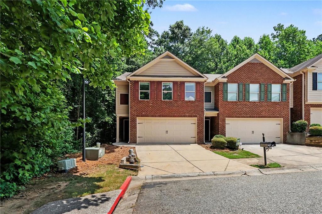 2700 Haynescrest Drive