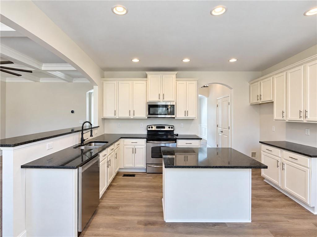 9410 Woodland Tree Lane