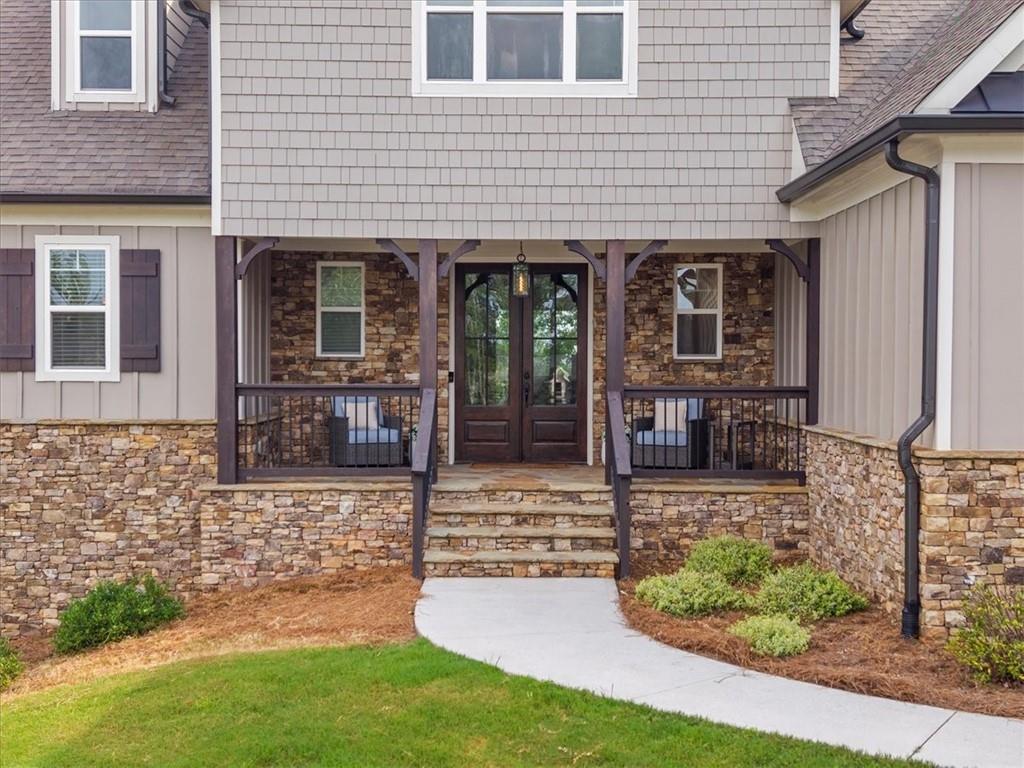7560 Crestline Drive