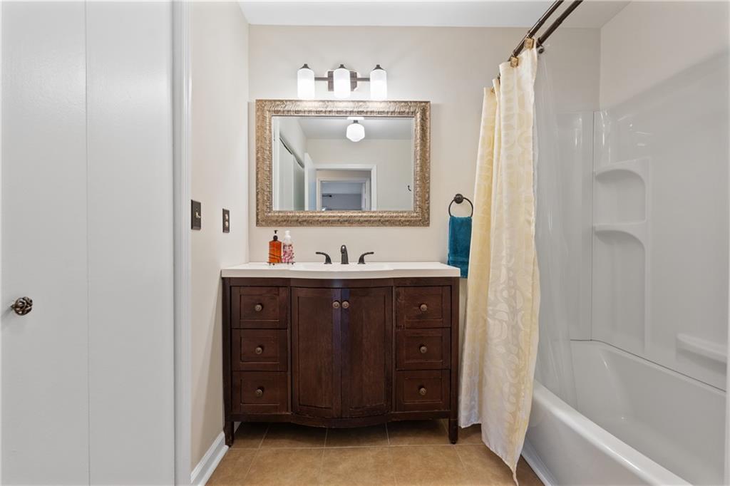 Hidden Lake - Residential