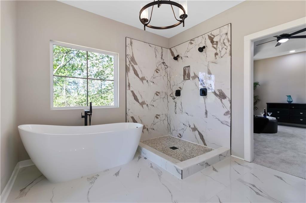 6960 Dockbridge Way, Stone Mountain, Georgia image 7
