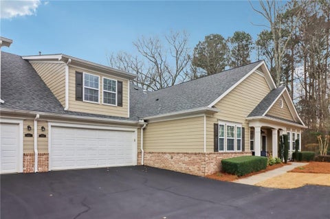 Condo For Sale - 2623 Grapevine Circle #602<br/> Cumming, GA 30041