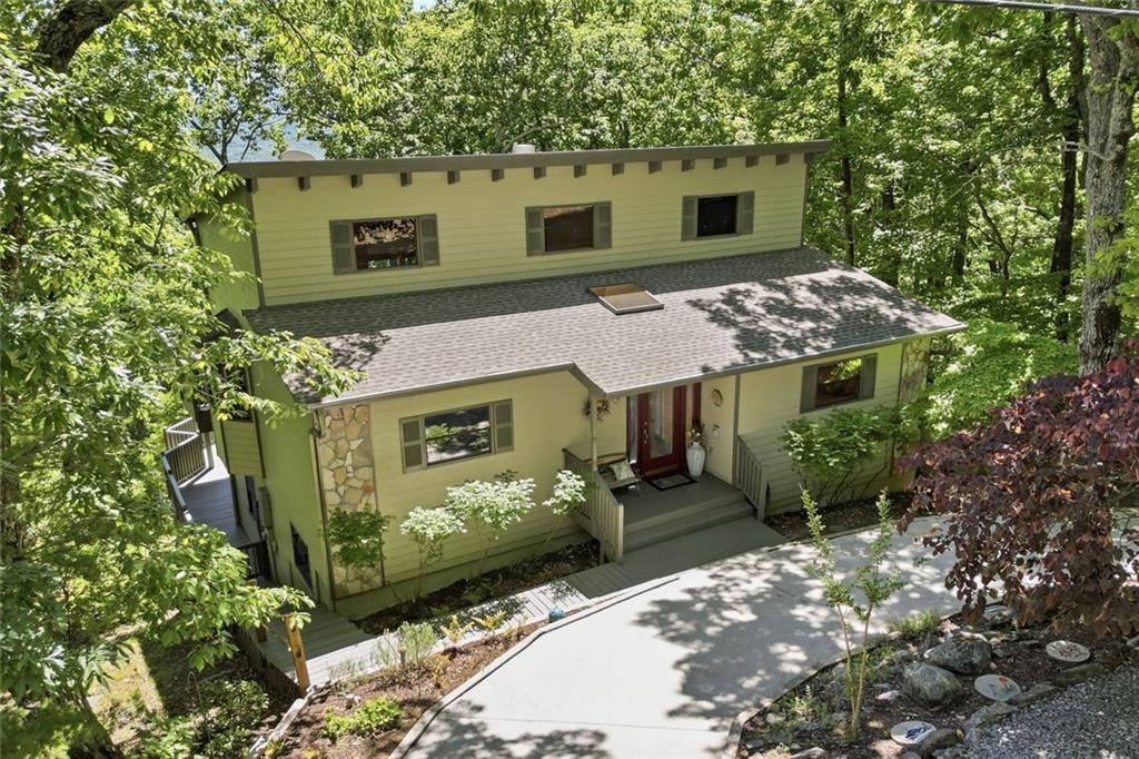 251 Panorama Point