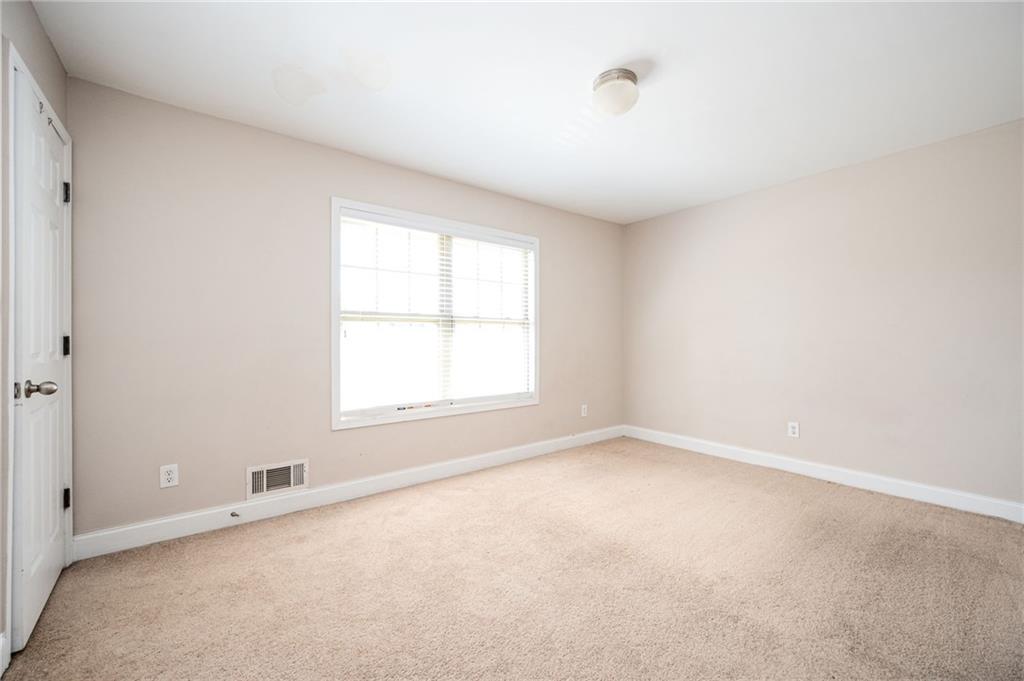 Villas of Vinings Condos - Residential Lease