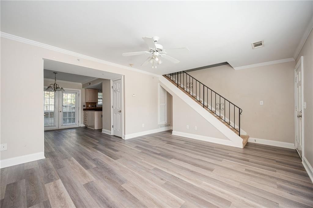 Villas of Vinings Condos - Residential Lease