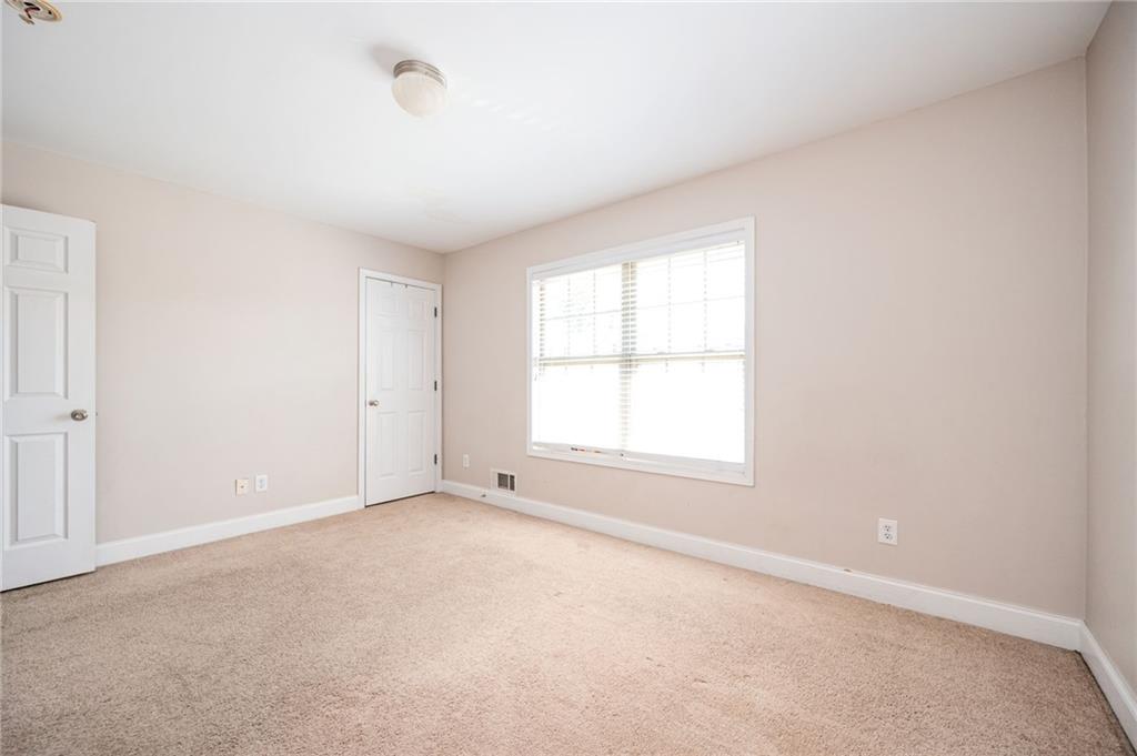 Villas of Vinings Condos - Residential Lease