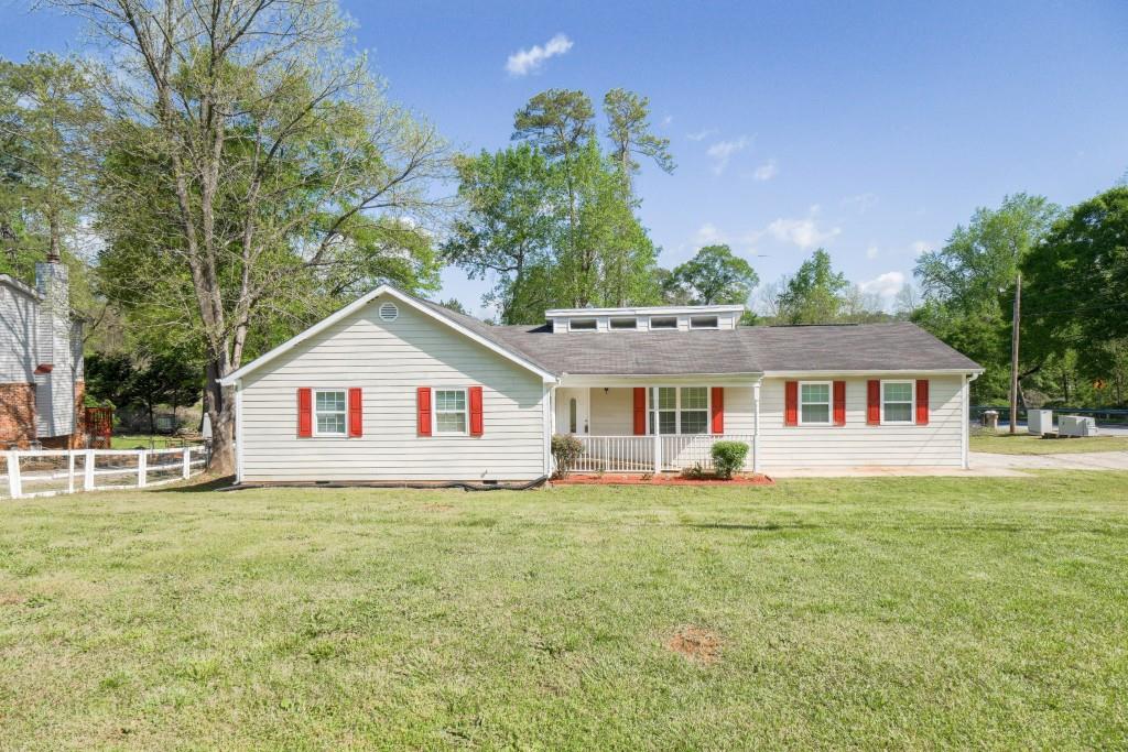 3732 Charlotte Drive, Rex, Georgia image 2