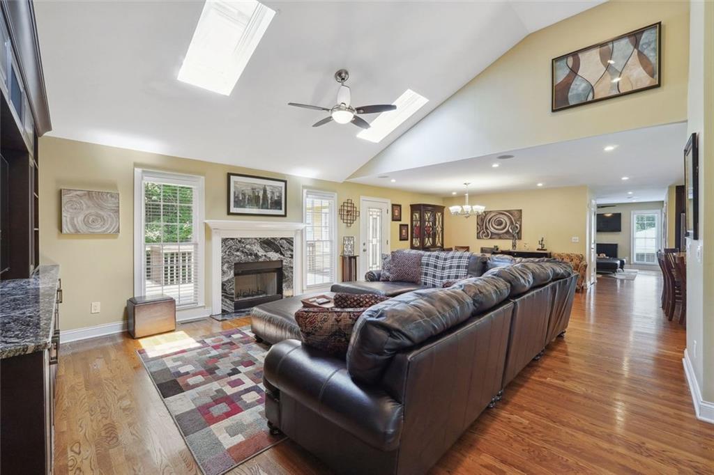 2460 Due West Circle, Kennesaw, Georgia image 9