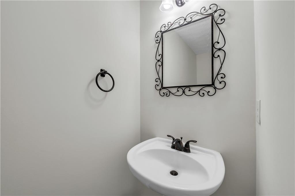3943 Alexandra Oak Court, Suwanee, Georgia image 22