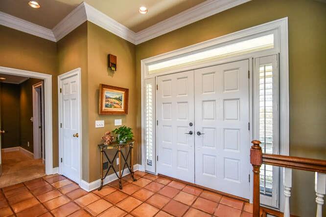 2555 Fairview Drive, Cumming, Georgia image 9