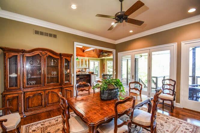 2555 Fairview Drive, Cumming, Georgia image 13
