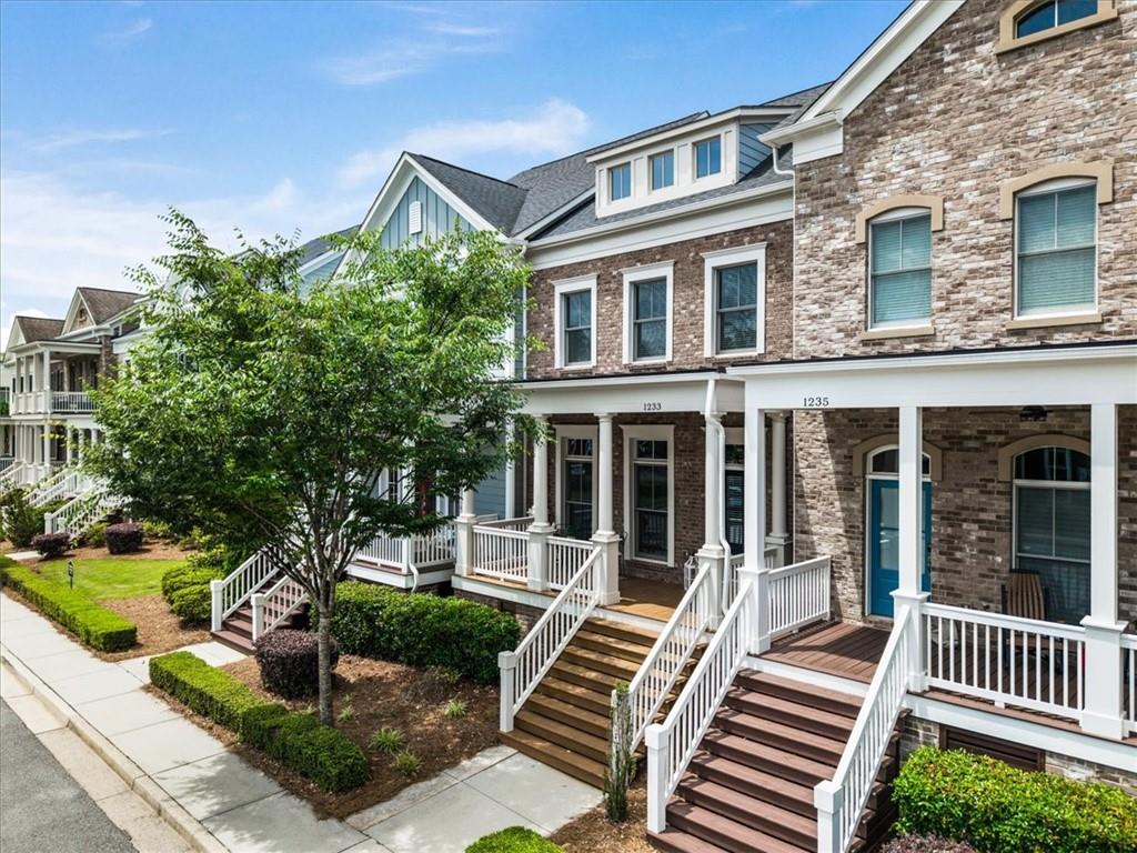 1233 Parkstead Lane