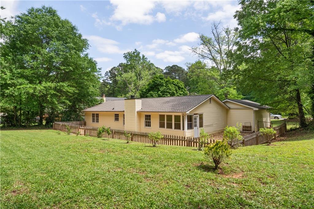 6292 Field Glen Road, Stone Mountain, Georgia image 23