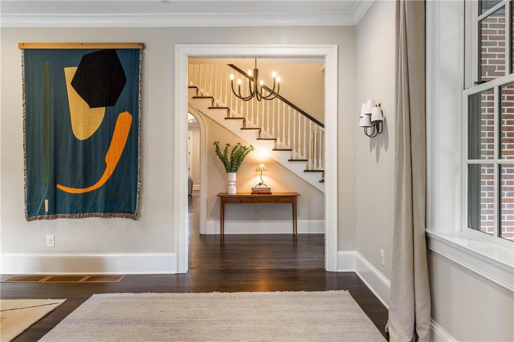 808 Lullwater Road, Atlanta, Georgia image 6