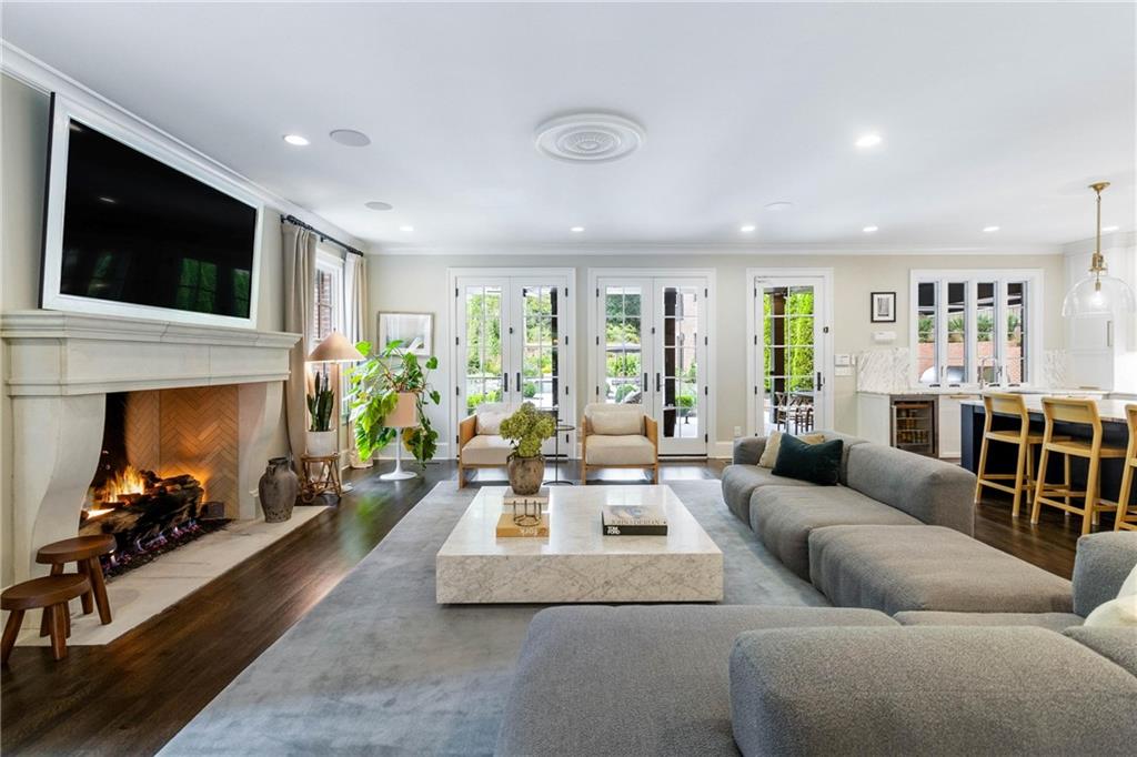 808 Lullwater Road, Atlanta, Georgia image 13