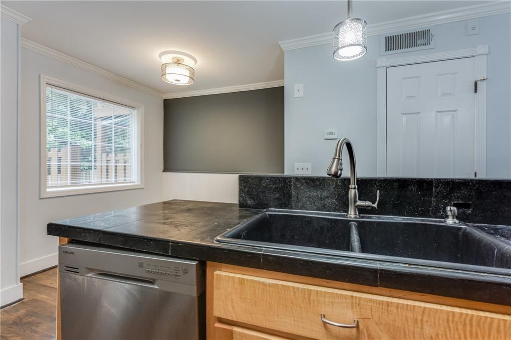 2232 Dunseath Avenue #309, Atlanta, Georgia image 8