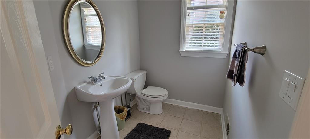 3302 Fieldwood Drive, Smyrna, Georgia image 11