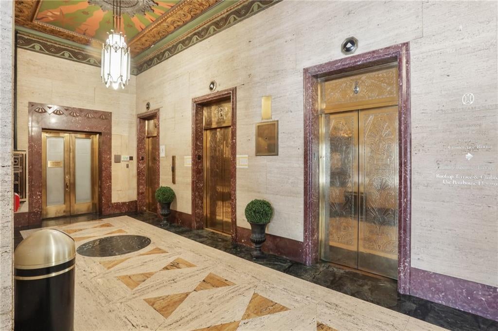 32 Peachtree Street NW 1101