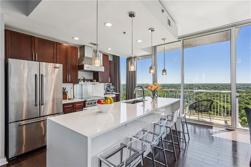 855 Peachtree Street NE 2013