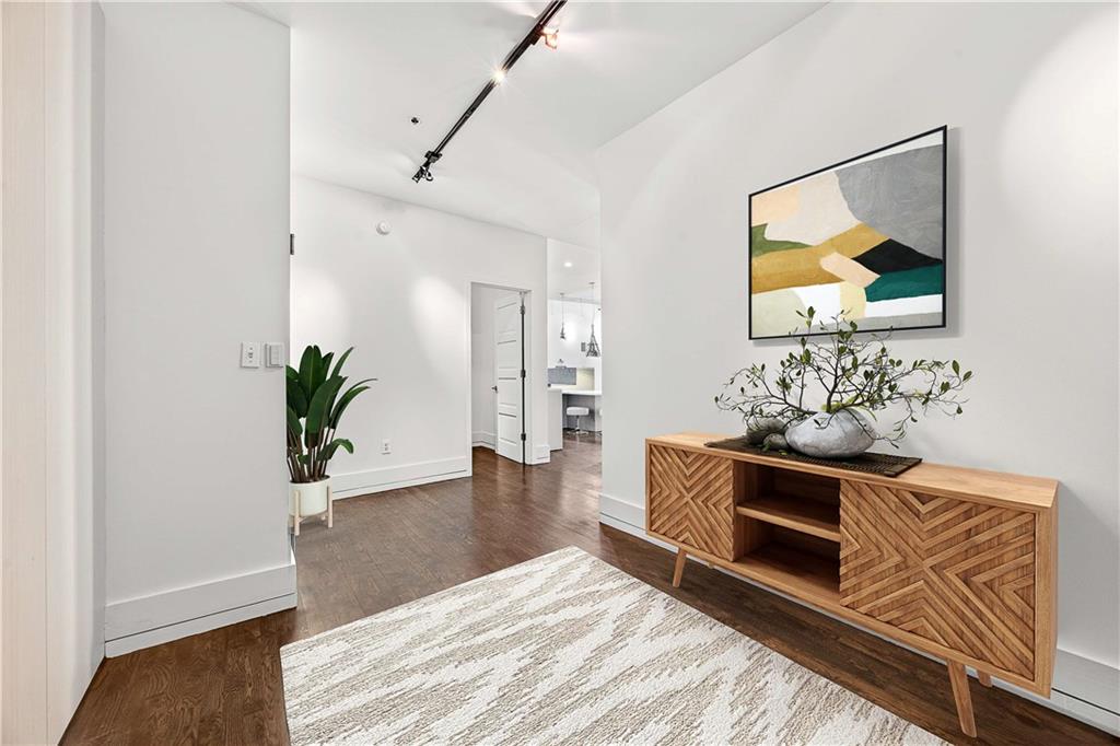 845 Spring Street NW PH5