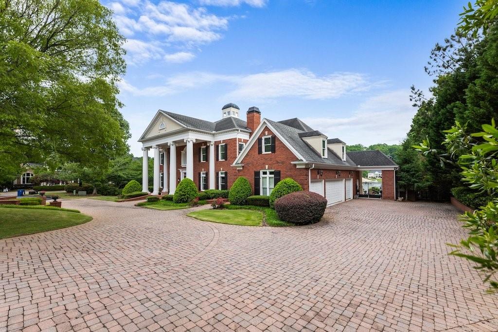 1075 Carnoustie Lane