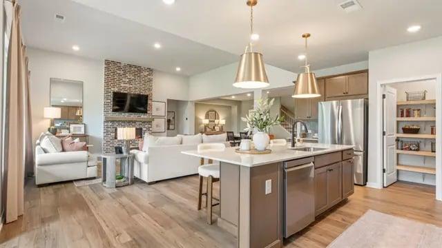 8550 Sunnybrooke Lane