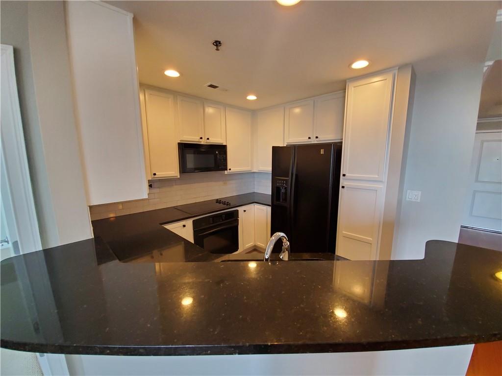 Museum Tower - Residential Lease