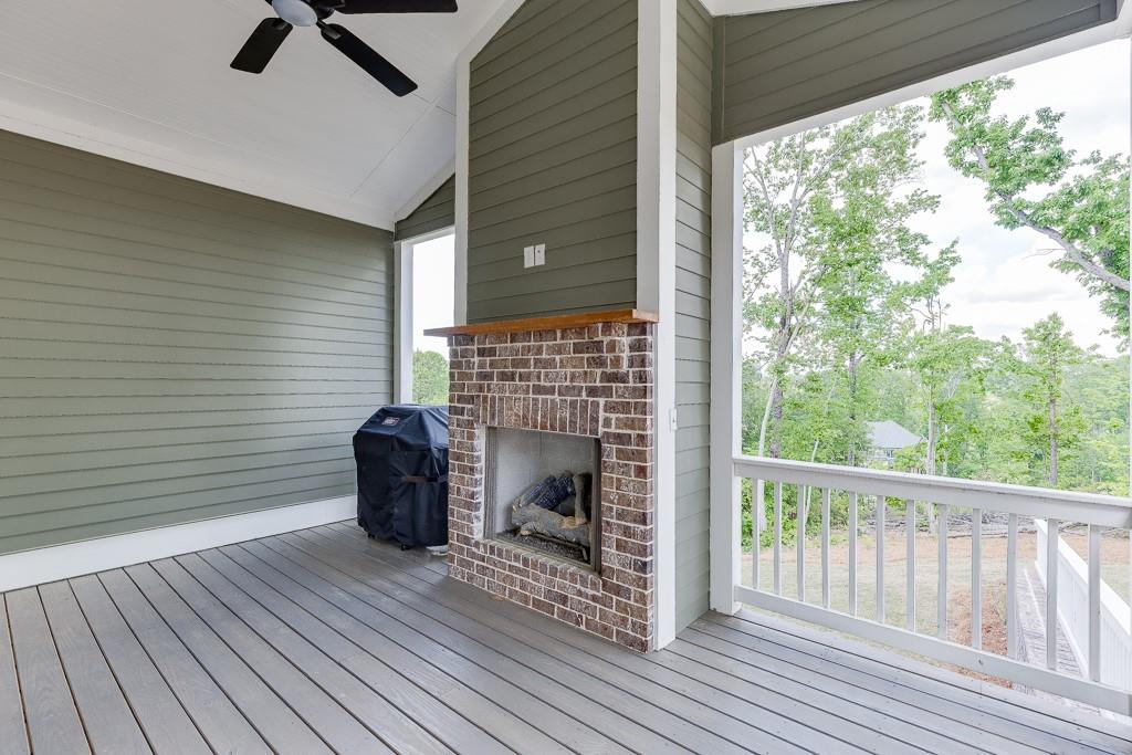 Sterling On The Lake - Residential