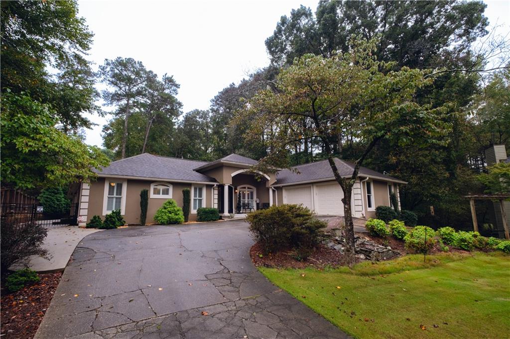 1552 Catherine Court