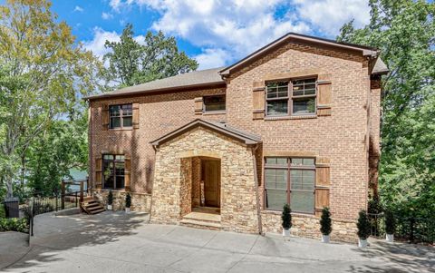 A home in Dawsonville