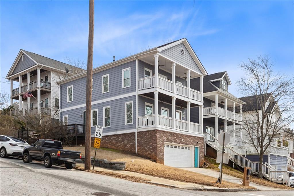 786 SE Connally Street SE