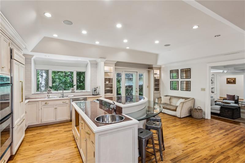5251 Powers Ferry Road, Atlanta, Georgia image 22
