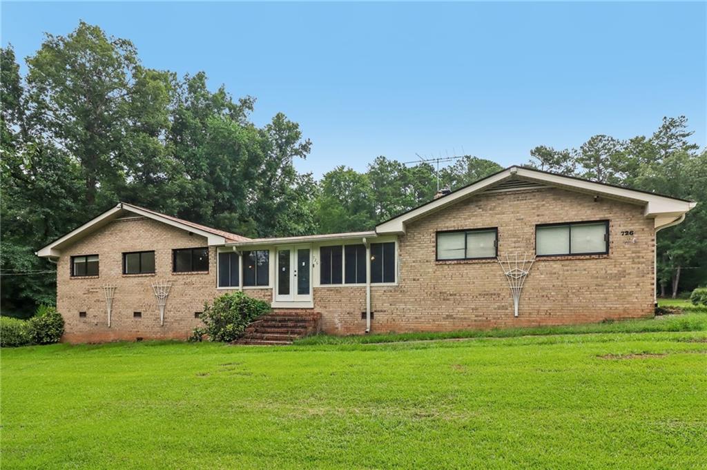 726 N Mcdonough Road