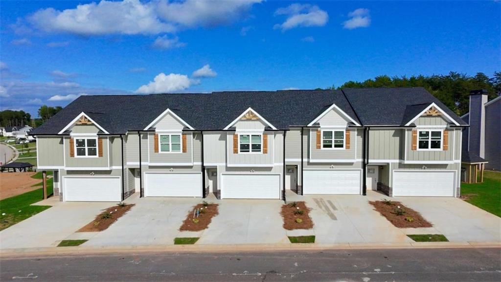 6326 Pine Ridge Point