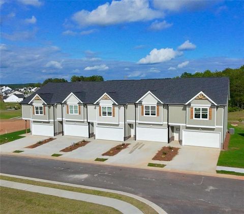 Townhouse For Sale - 6326 Pine Ridge Point Pt<br/> Lula, GA 30554