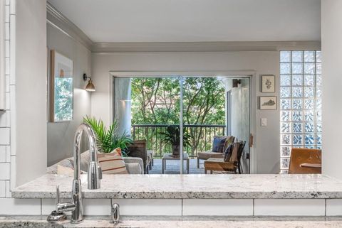 Photo of 275 13th Street NE #210, Atlanta, GA 30309 (MLS # 7765455)