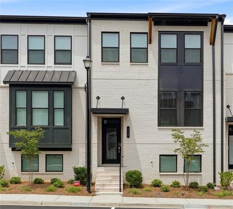 Townhouse For Sale - 336 Cornett Way<br/> Lawrenceville, GA 30046