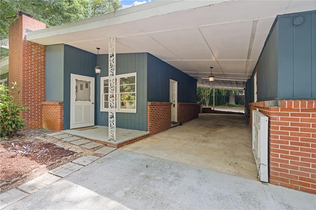 3229 Westmart Lane
