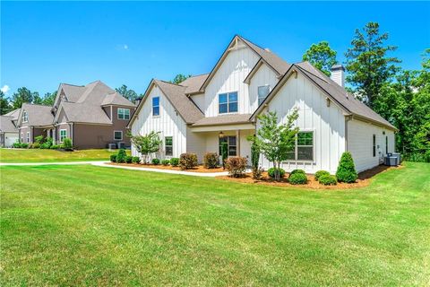 A home in Fairburn