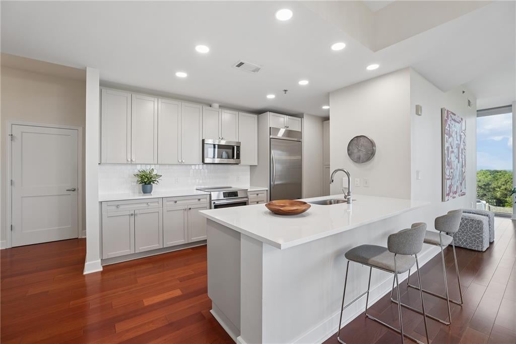 2795 Peachtree Road NE 1001