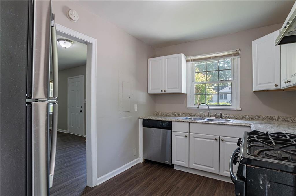 4684 City View Drive, Forest Park, Georgia image 4