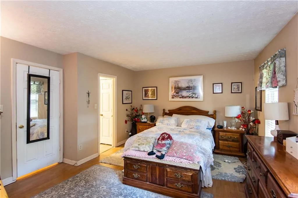 Norcross, Georgia 30093, United States, 2 Bedrooms Bedrooms, ,3 BathroomsBathrooms,Residential,Active,238108