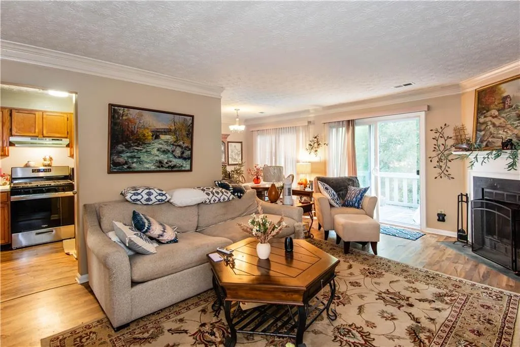 Norcross, Georgia 30093, United States, 2 Bedrooms Bedrooms, ,3 BathroomsBathrooms,Residential,Active,238108