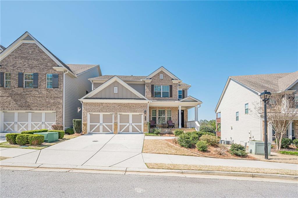 1225 Roswell Manor Circle