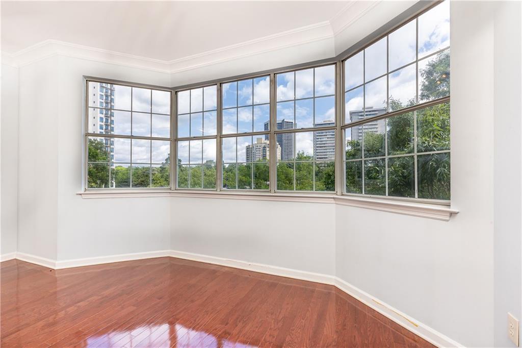2499 Peachtree Road NE 504