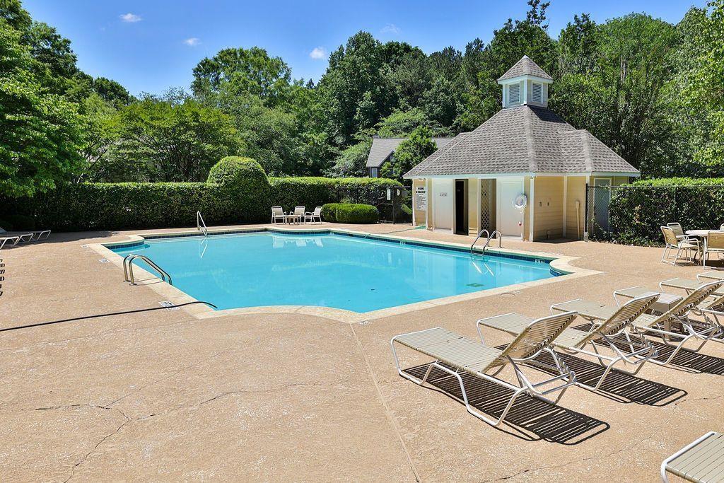 Camden Pond - Residential