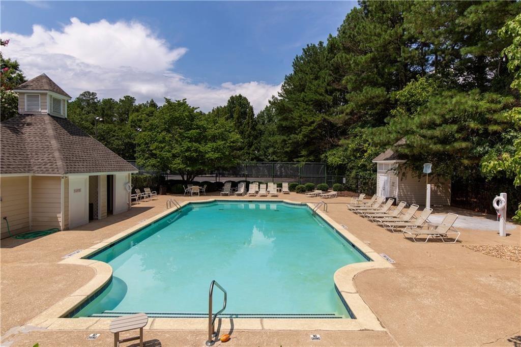 Camden Pond - Residential